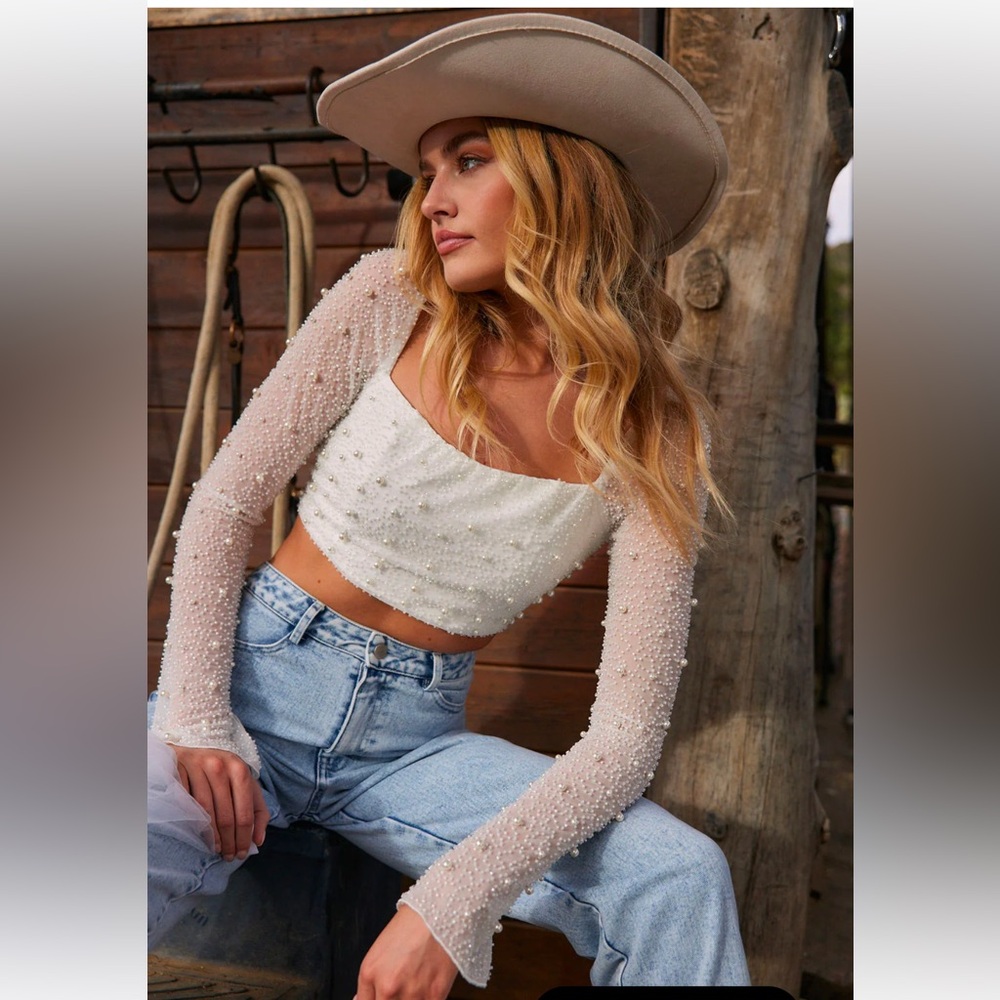 12th Tribe NWT Cristal White Beaded Long Sleeve Crop Top Women’s Small Bridal